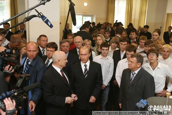 Дядя Путин у меня в технаре 01.09.2006  (ХТКЭМ)